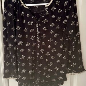 Lucky Brand Black Tunic with White Medallion Print